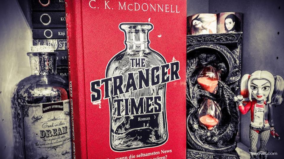 The Stranger Times โดย CK McDonnell เป็นนวนิยายตลกแนวดาร์กตลกขำขันและเป็นจุดเริ่มต้นที่ยอดเยี่ยมของซีรีส์ลึกลับแฟนตาซีในเมืองแสนสนุกสำหรับผู้ใหญ่ 