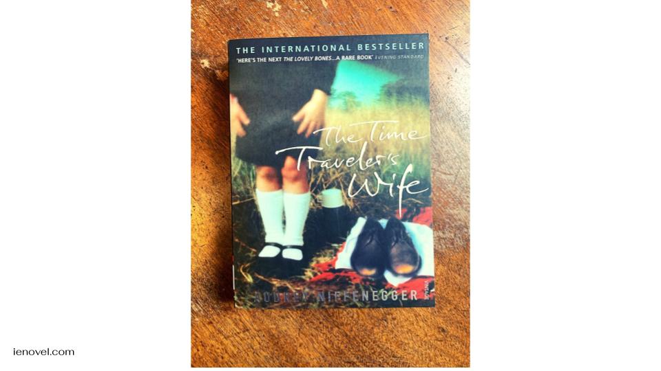 The Time Traveller's Wife โดย Audrey Niffenegger เป็นเรื่องราวความรักที่ขายดีที่สุดและเป็นสัญลักษณ์ซึ่งกระตุ้นผู้อ่านรุ่นหนึ่ง